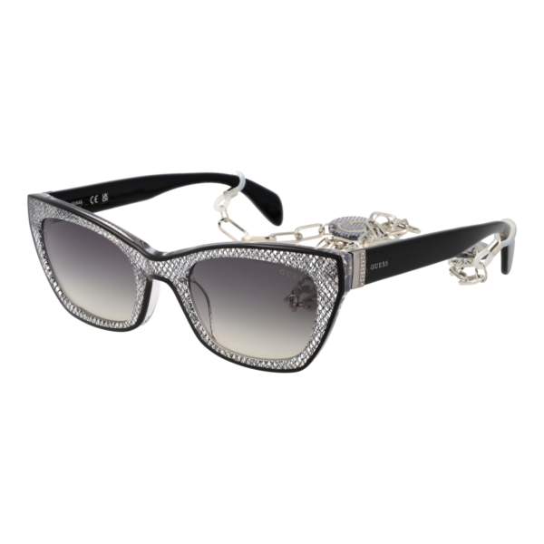 Guess Katzenaugen Sonnenbrille GU7873 5301B in Schwarz – 45° Seitenansicht