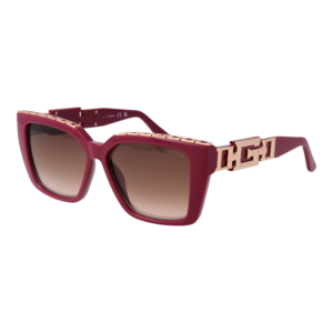 Guess Quadrat Sonnenbrille GU7915 5569G in Lila – 45° Seitenansicht