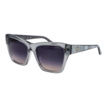 Guess Quadrat Sonnenbrille GU00113 5520B in Grau – 45° Seitenansicht
