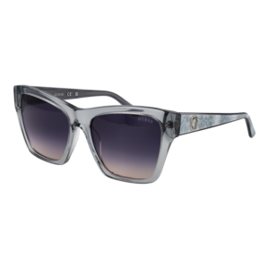 Guess Quadrat Sonnenbrille GU00113 5520B in Grau – 45° Seitenansicht