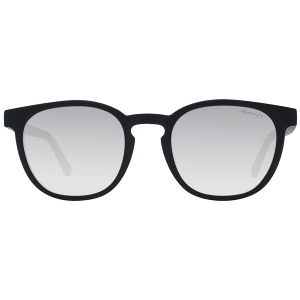 Gant Sonnenbrille GA7203 5302B – Frontansicht mit Kunststoff Rahmen und Grau Gläsern