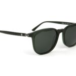 Bulget  Sonnenbrille BG9218M 52T01P in Grün – 45° Seitenansicht