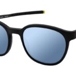 New Balance  Sonnenbrille NB6037 54C01 in Schwarz – 45° Seitenansicht