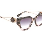 Ana Hickmann  Sonnenbrille HI9218 54G21 in Pink – 45° Seitenansicht