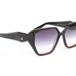 Ana Hickmann Sonnenbrille AH9432 59A01 in Schwarz – 45° Seitenansicht