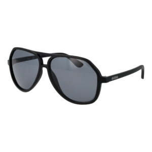 Guess Pilotenbrille Sonnenbrille GF0217 6002A in Schwarz – 45° Seitenansicht