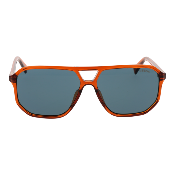 Guess Sonnenbrille GU8276 5844V – Frontansicht mit Kunststoff Rahmen und Blau Gläsern