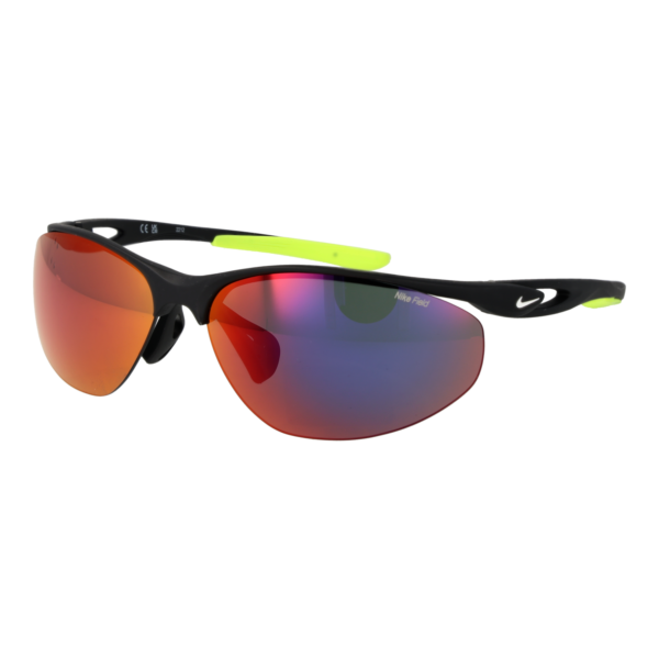 Nike Oval Sonnenbrille DJ2028 69011 in Schwarz – 45° Seitenansicht