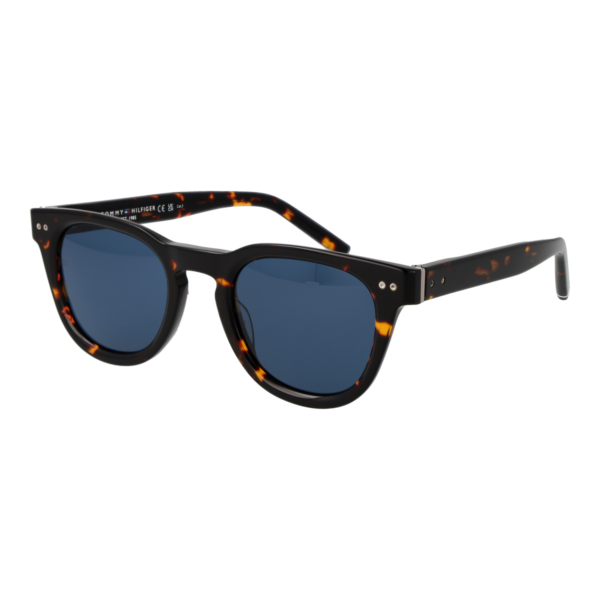 Tommy Hilfiger Panto Sonnenbrille TH 86/S 49086KU in Schwarz – 45° Seitenansicht