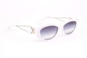 Ana Hickmann Oval Sonnenbrille HI9217 55H01 in Weiß – 45° Seitenansicht