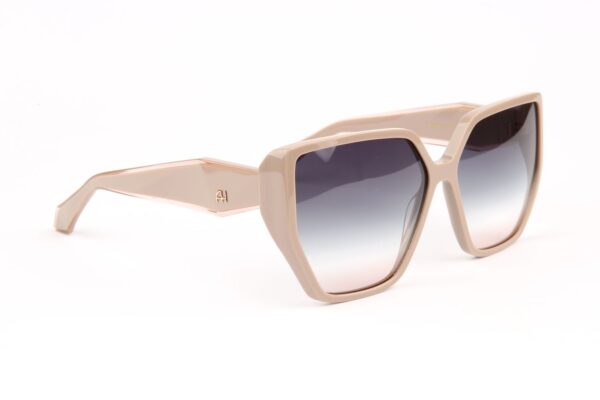 Ana Hickmann Sonnenbrille AH9420 62D01 – 45° Seitenansicht Ana Hickmann Sonnenbrille AH9420 62D01 in Grün – 45° Seitenansicht