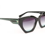 Ana Hickmann Sonnenbrille HI9221 53E01 in Schwarz – 45° Seitenansicht