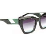 Ana Hickmann Sonnenbrille HI9226 52G22 in Schwarz – 45° Seitenansicht