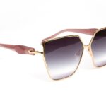 Ana Hickmann Rechteck Sonnenbrille AH3293 6305A in Gold – 45° Seitenansicht