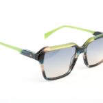 Ana Hickmann Sonnenbrille HI9259 53P02 in Blau – 45° Seitenansicht