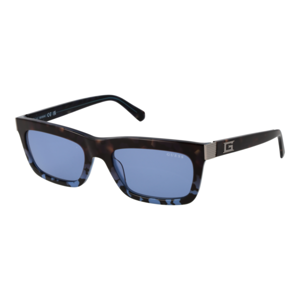 Guess Rechteck Sonnenbrille GU00212 5592V in Blau – 45° Seitenansicht