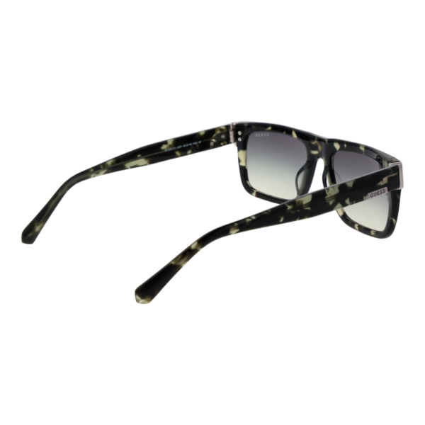 Rückansicht der Guess Sonnenbrille GU00171 5498P – Azetat Rahmen