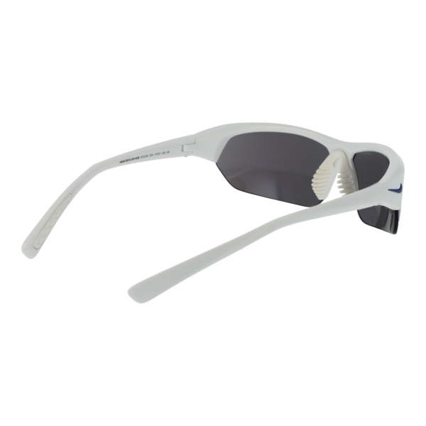 Rückansicht der Nike Sonnenbrille CT8127 69104 – Kunststoff Rahmen