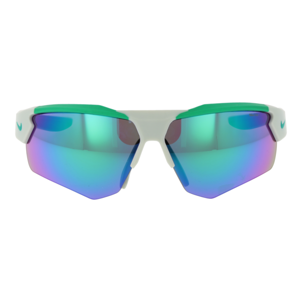 Nike Sonnenbrille CT8234 71907 – Frontansicht mit Kunststoff Rahmen und Grün Gläsern