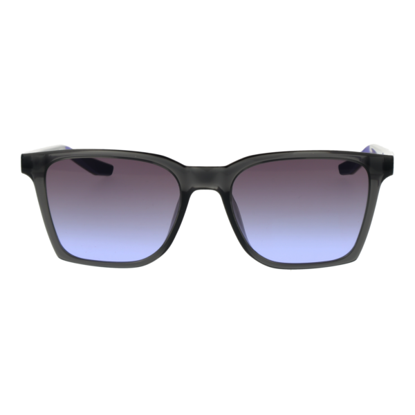 Nike Sonnenbrille FV2393 54080 – Frontansicht mit Kunststoff Rahmen und Blau Gläsern
