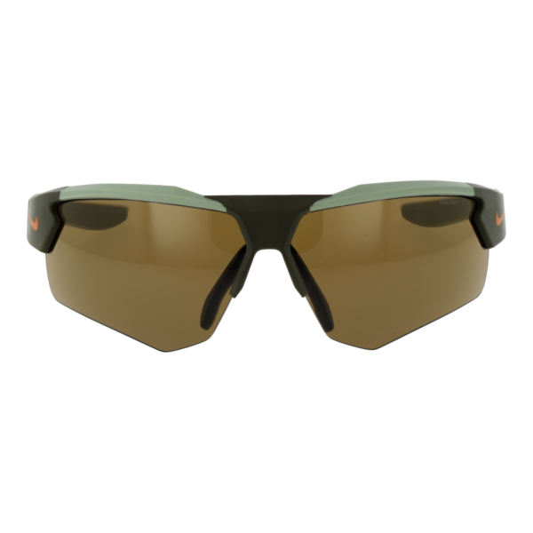 Nike Sonnenbrille FV2410 71223 – Frontansicht mit Kunststoff Rahmen und Oliv Gläsern