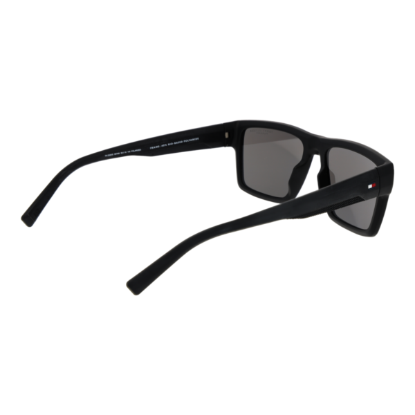 Rückansicht der Tommy Hilfiger Sonnenbrille TH 2324/S 56807M9 – Polyamid Rahmen