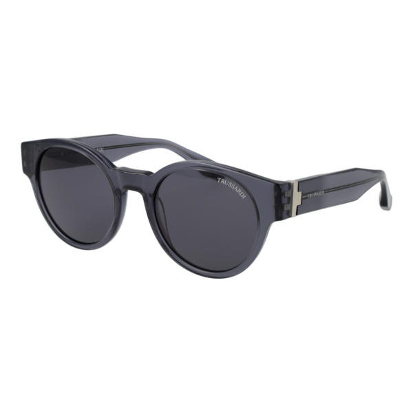 Trussardi Rund Sonnenbrille TSM9027 52T02 in Grau – 45° Seitenansicht