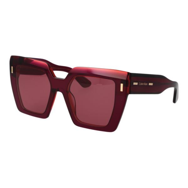 Calvin Klein Quadrat Sonnenbrille CK23502S 52616 in Burgunder – 45° Seitenansicht