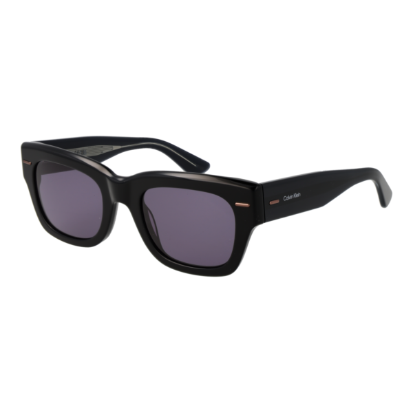 Calvin Klein Quadrat Sonnenbrille CK23509S 51001 in Schwarz – 45° Seitenansicht