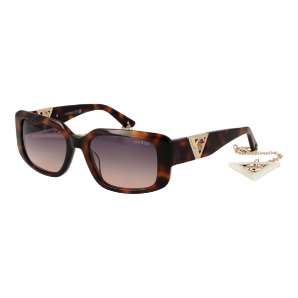 Guess Rechteck Sonnenbrille GU7891 5352B in Braun – 45° Seitenansicht