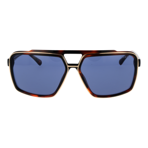 Guess Sonnenbrille GU00076 6152V – Frontansicht mit Kunststoff Rahmen und Blau Gläsern