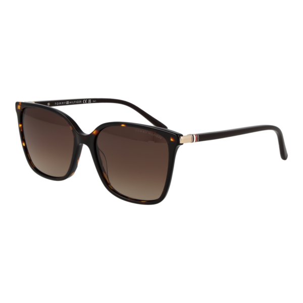 Tommy Hilfiger Quadrat Sonnenbrille TH 2349/S 55086HA in Schwarz – 45° Seitenansicht
