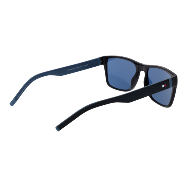 Rückansicht der Tommy Hilfiger Sonnenbrille TH 2375/S 56PJPKU – Polyamid & Eco Gummi Rahmen